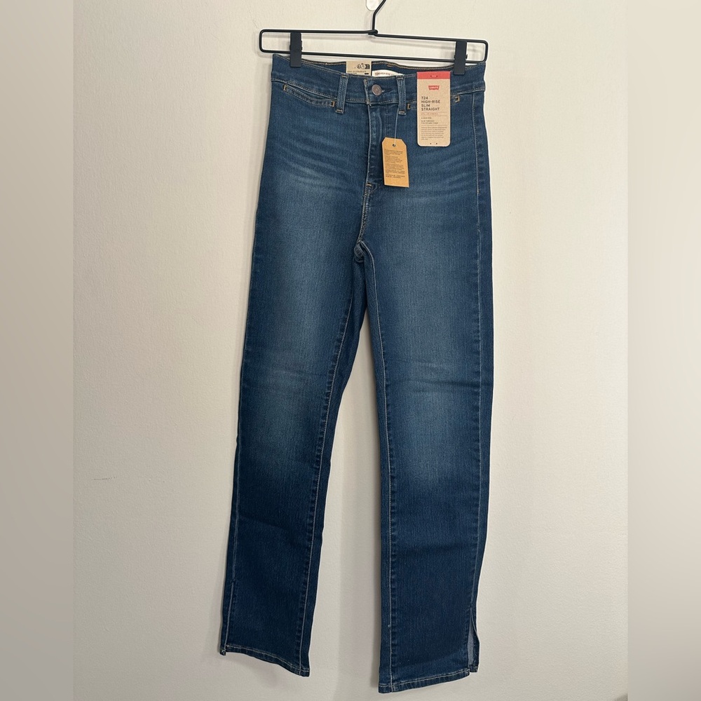 NWT Levi's Tailored 724 High Rise Slim Straight Jeans - Picture 3 of 8
